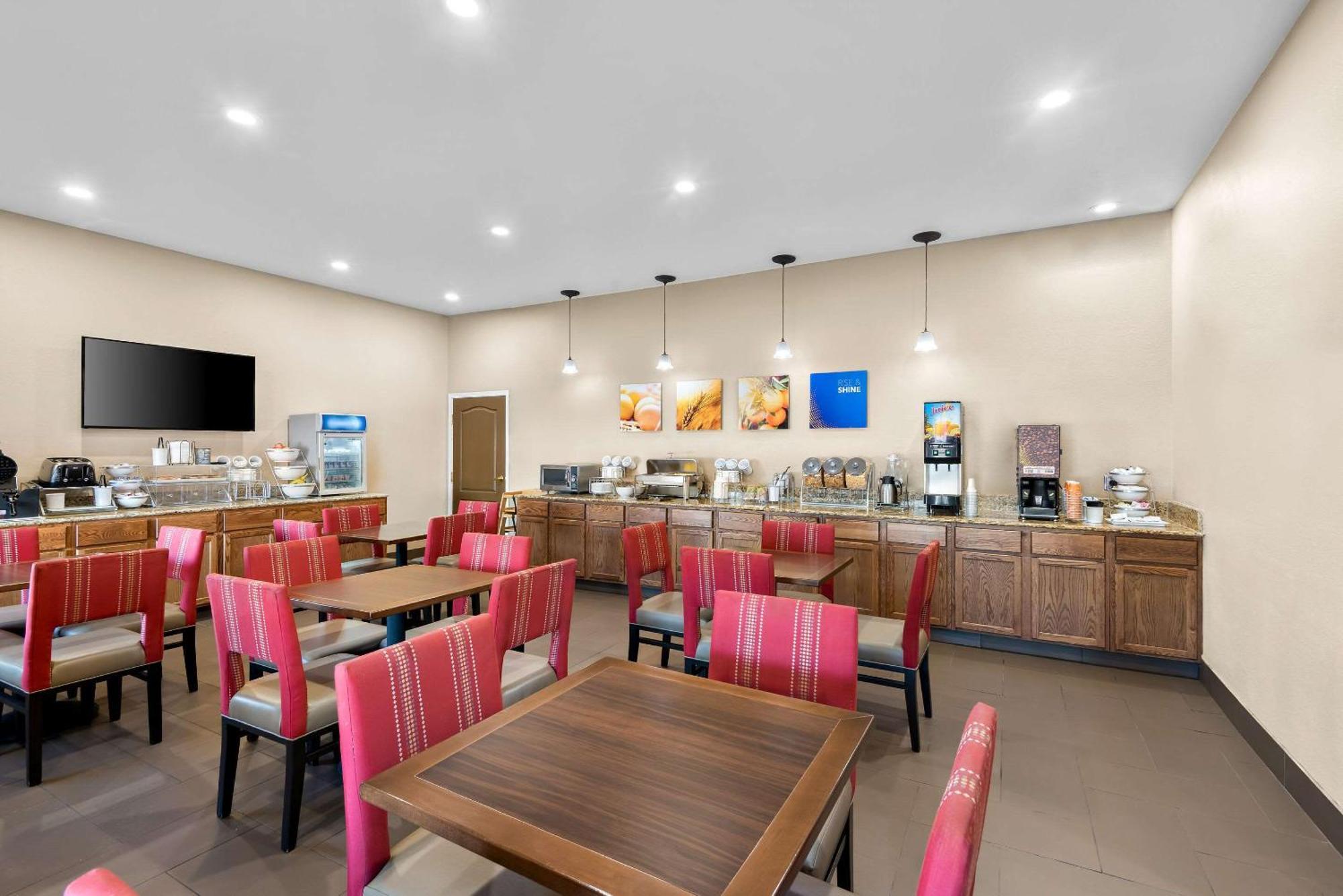 独立凯富套房酒店 Independence 外观 照片